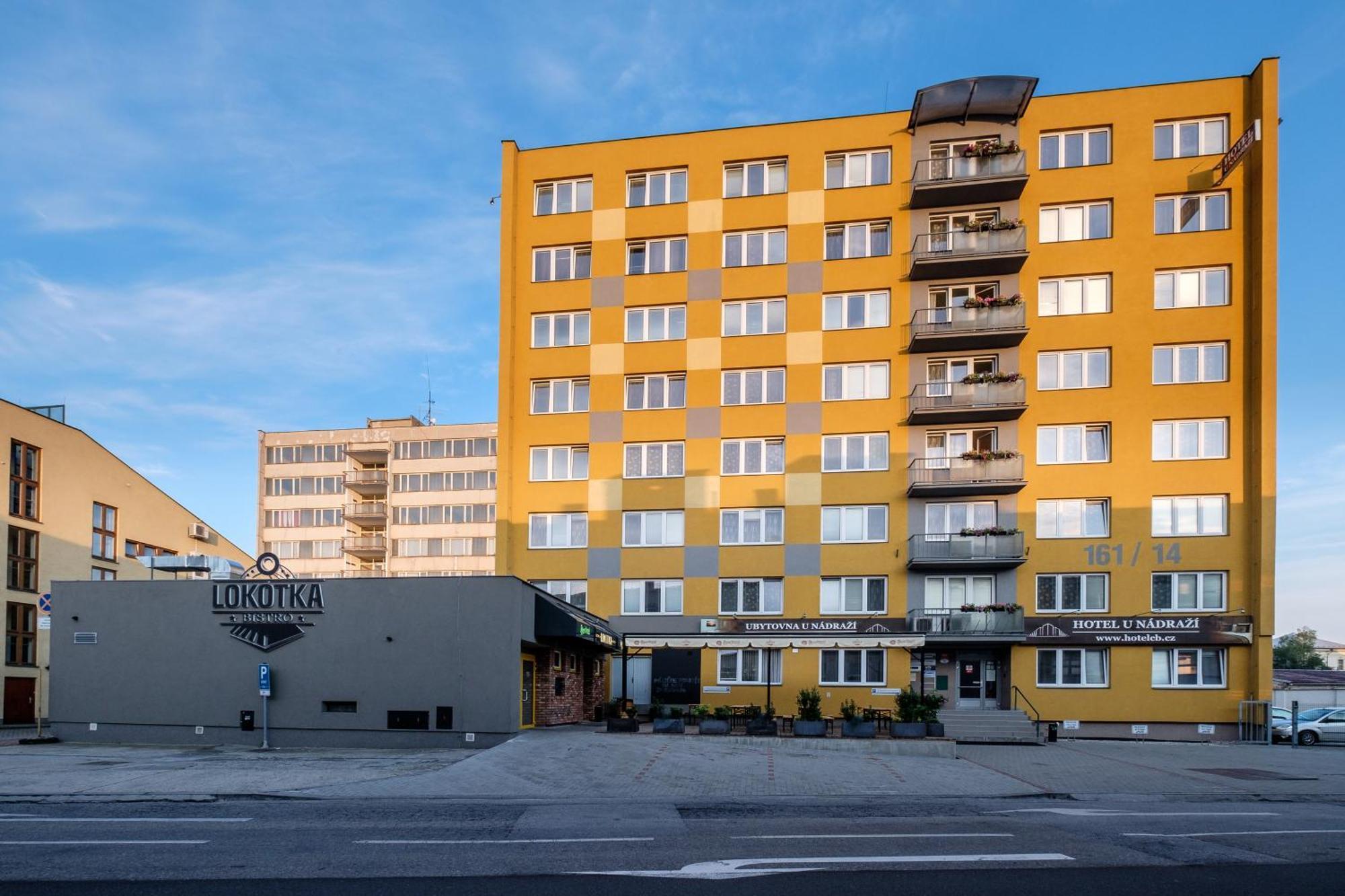 Ubytovna u nádraži Ceske Budejovice Exterior foto