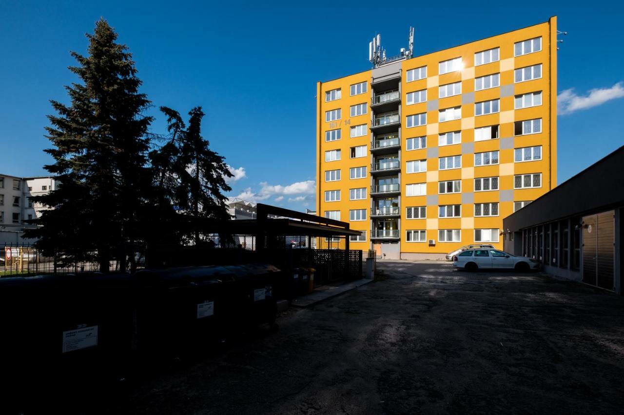 Ubytovna u nádraži Ceske Budejovice Exterior foto